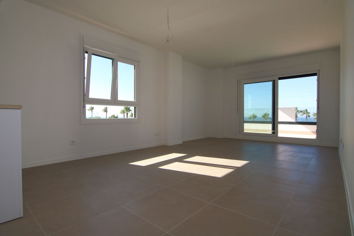 3 Bed Apartment for sale in El Chaparral Costa Del Sol, Málaga, Spain