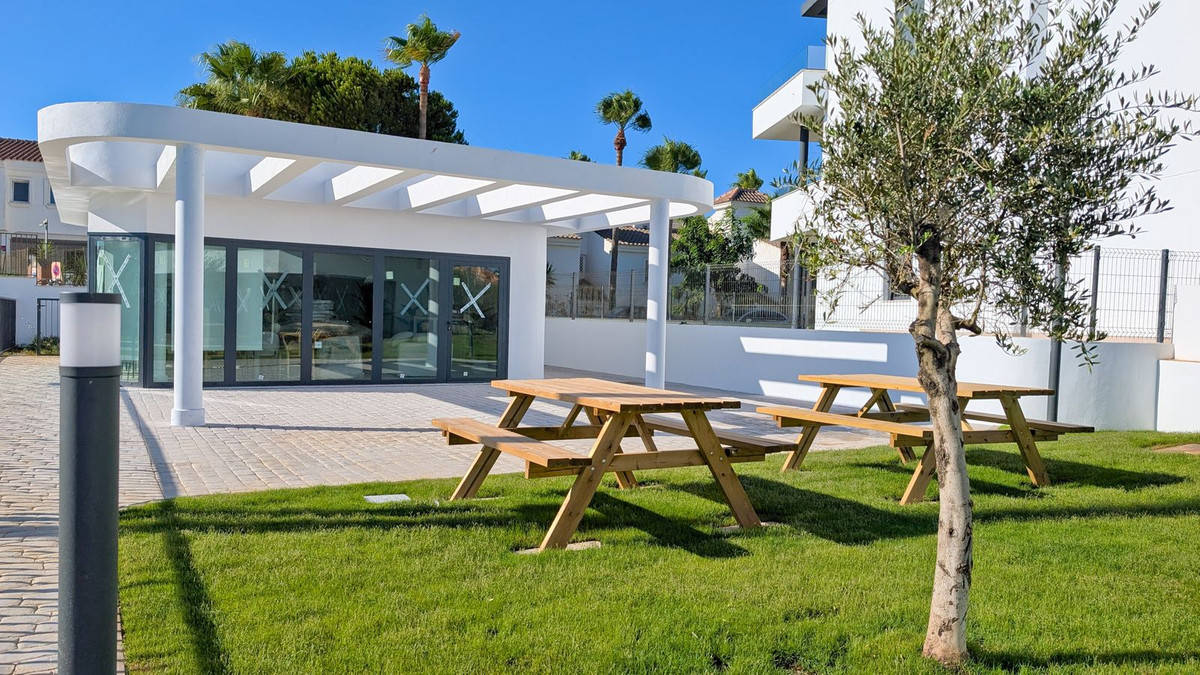 3 Bed Apartment for sale in El Chaparral Costa Del Sol, Málaga, Spain
