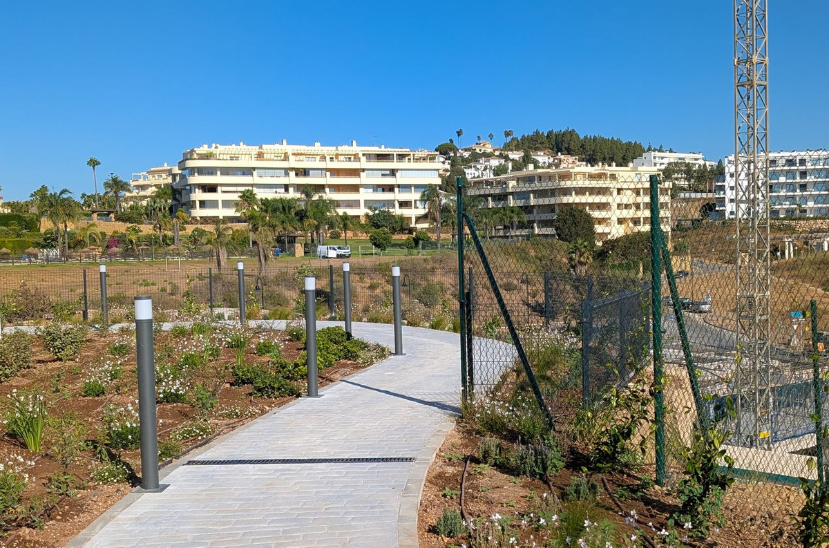 3 Bed Apartment for sale in El Chaparral Costa Del Sol, Málaga, Spain
