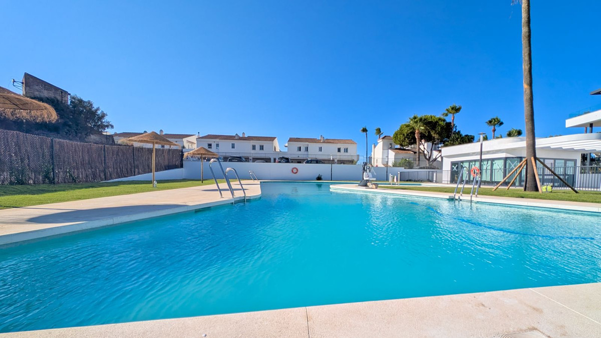 3 Bed Apartment for sale in El Chaparral Costa Del Sol, Málaga, Spain