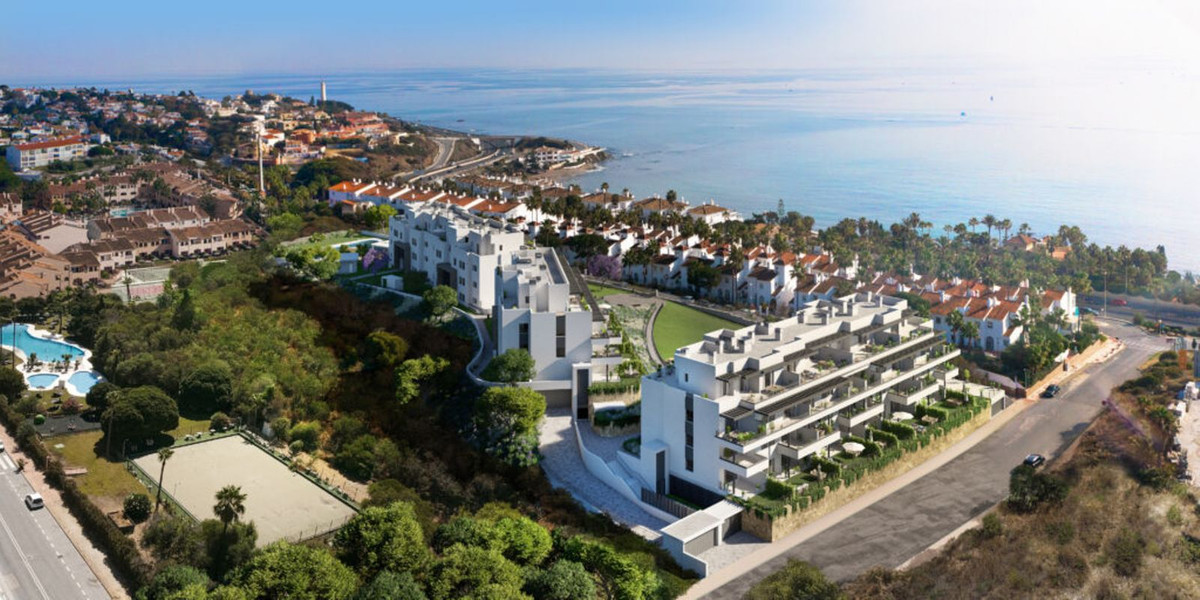 3 Bed Apartment for sale in El Chaparral Costa Del Sol, Málaga, Spain