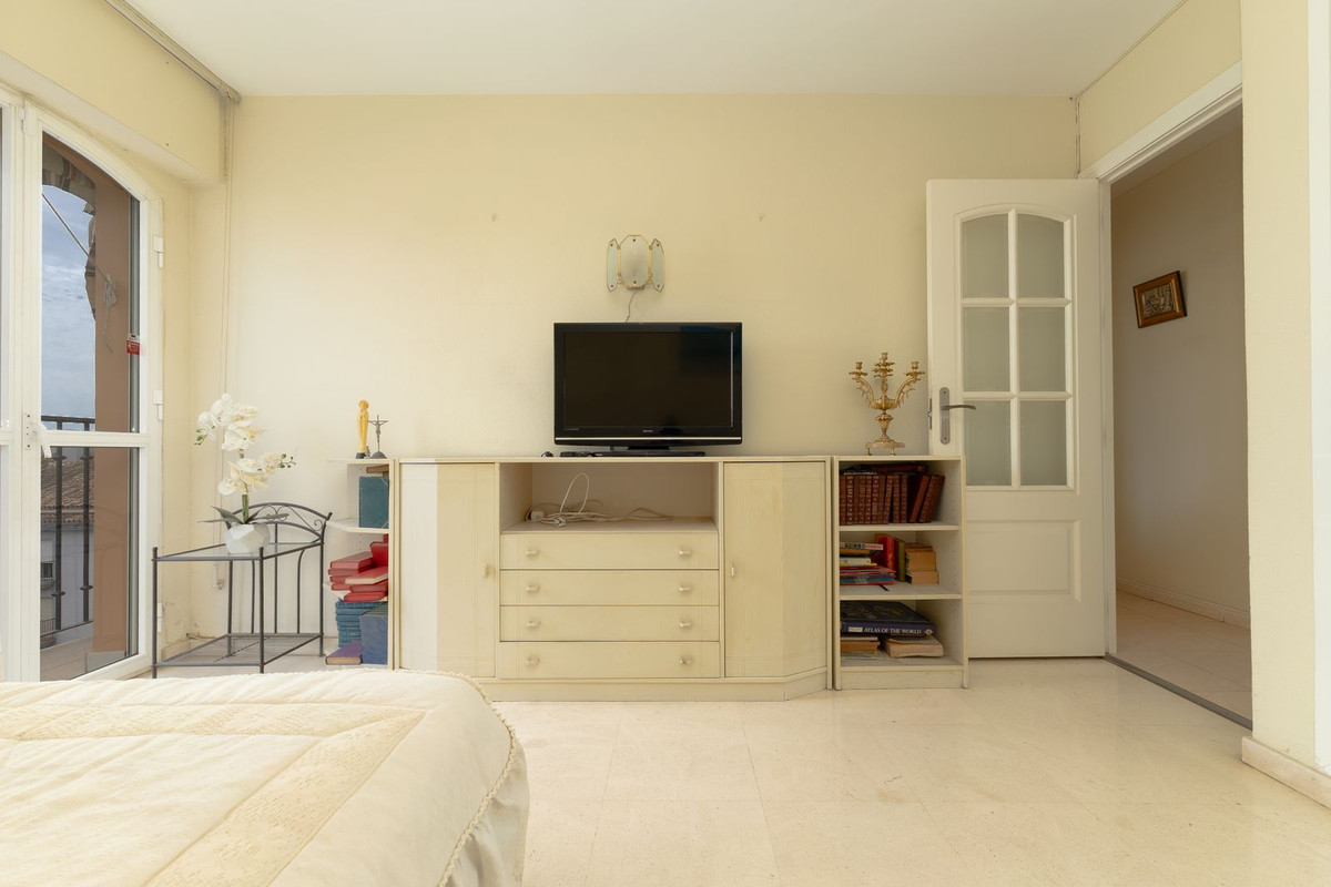 Se vende Apartamento en Planta Última de 3 dormitorios en Costa Del Sol, Málaga, España