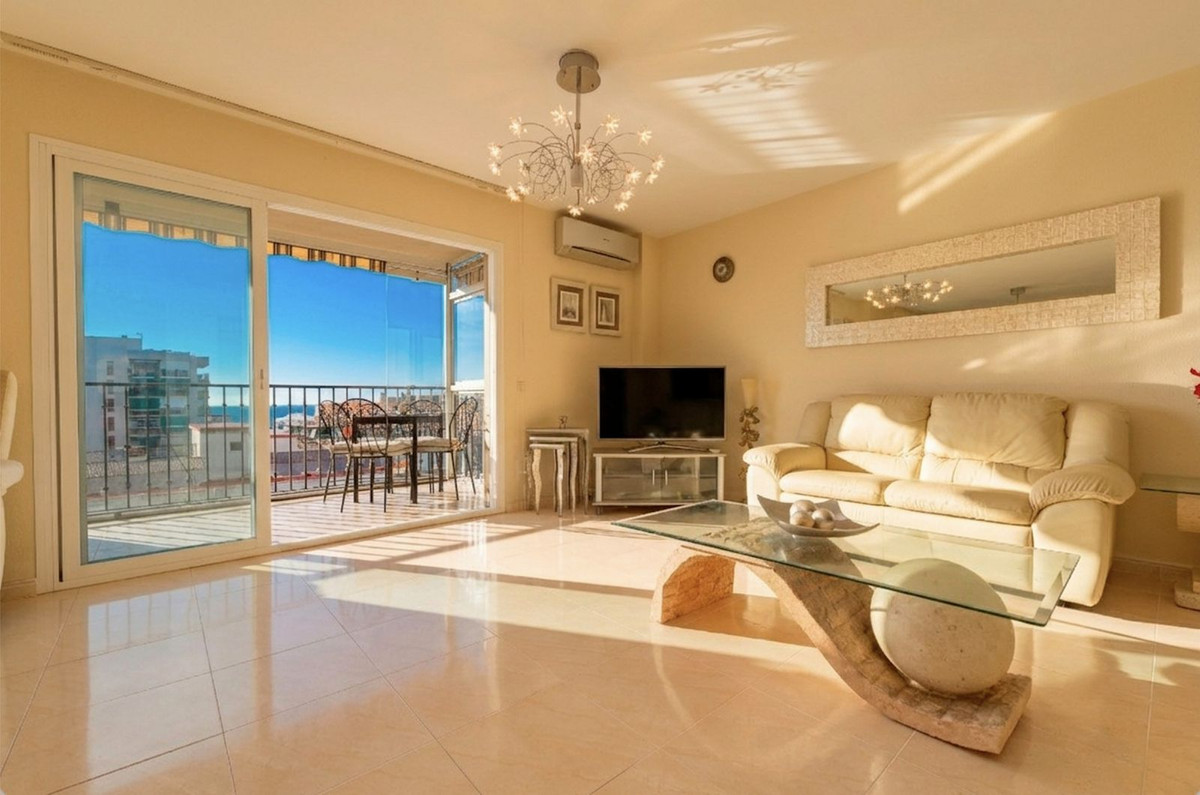 Se vende Apartamento en Planta Última de 3 dormitorios en Costa Del Sol, Málaga, España