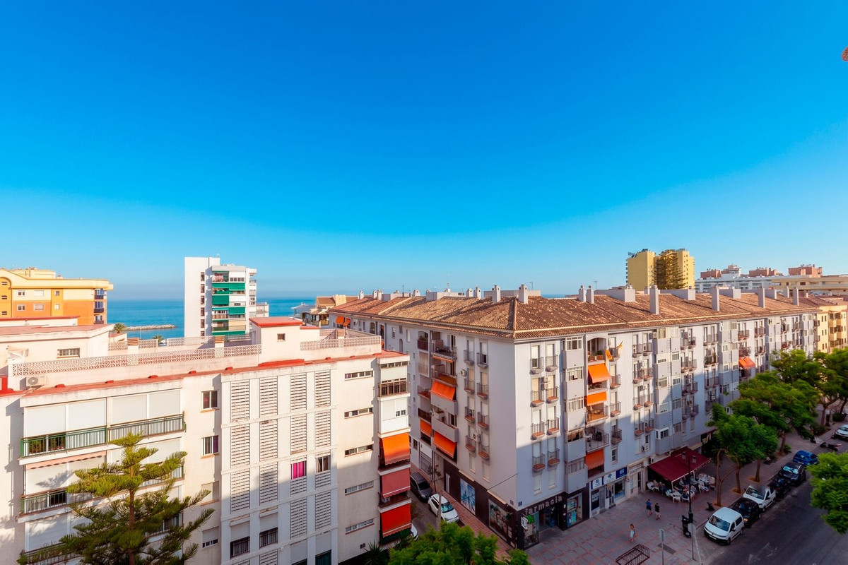 Se vende Apartamento en Planta Última de 3 dormitorios en Costa Del Sol, Málaga, España