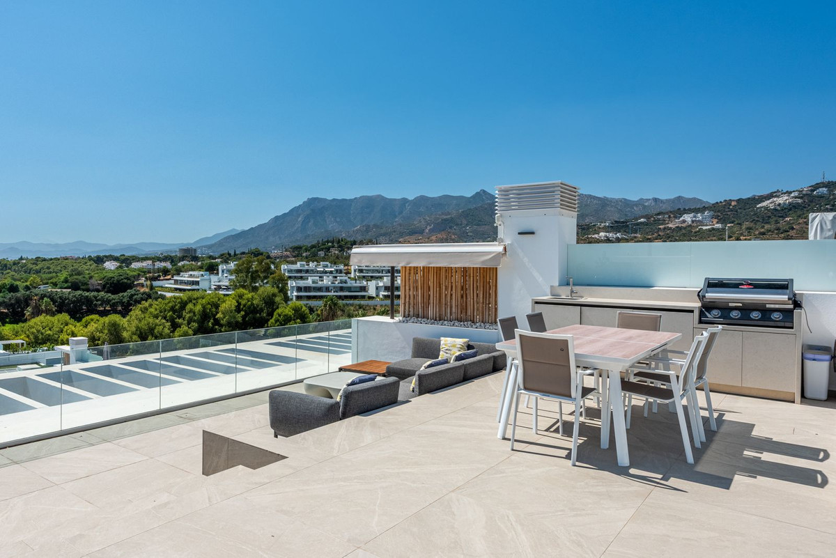 2 Bed Apartment for sale in Santa Clara Costa Del Sol, Málaga, Spain