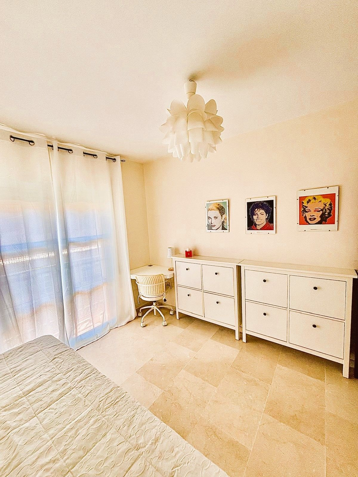 2 Bed Apartment for sale in Fuengirola Costa Del Sol, Málaga, Spain