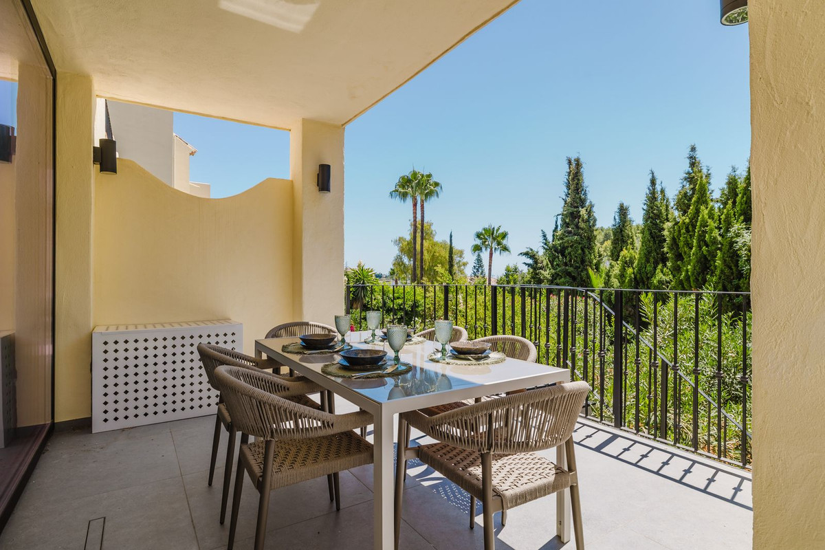 3 Bed Townhouse for sale in Aloha Costa Del Sol, Málaga, Spain