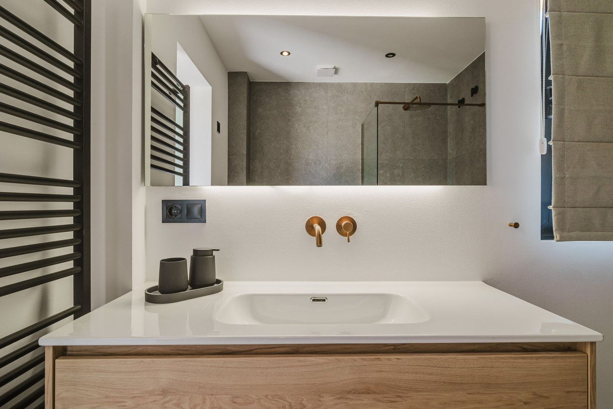 3 Bed Townhouse for sale in Aloha Costa Del Sol, Málaga, Spain