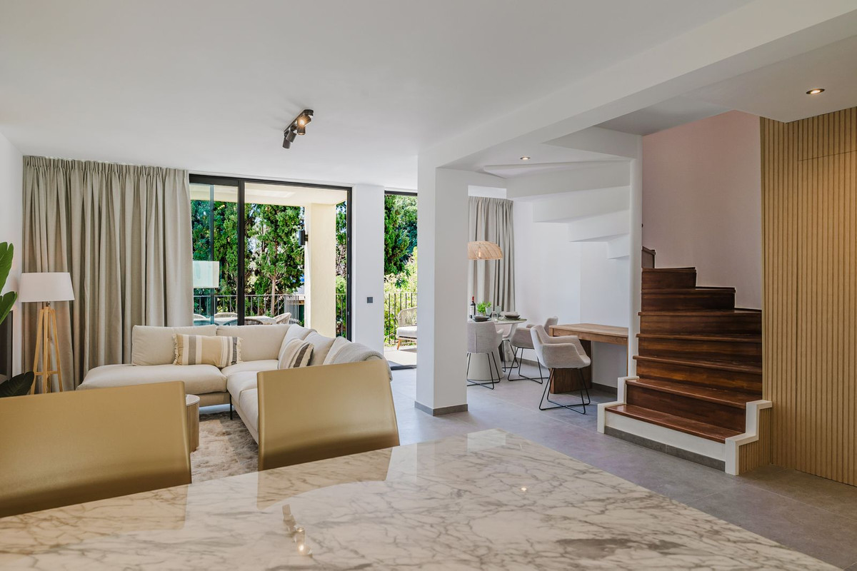3 Bed Townhouse for sale in Aloha Costa Del Sol, Málaga, Spain