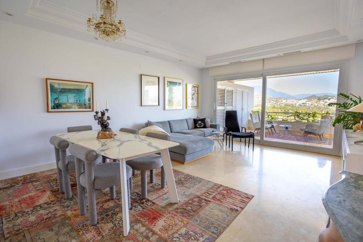 Se vende Apartamento Planta Media de 2 dormitorios en Costa Del Sol, Málaga, España