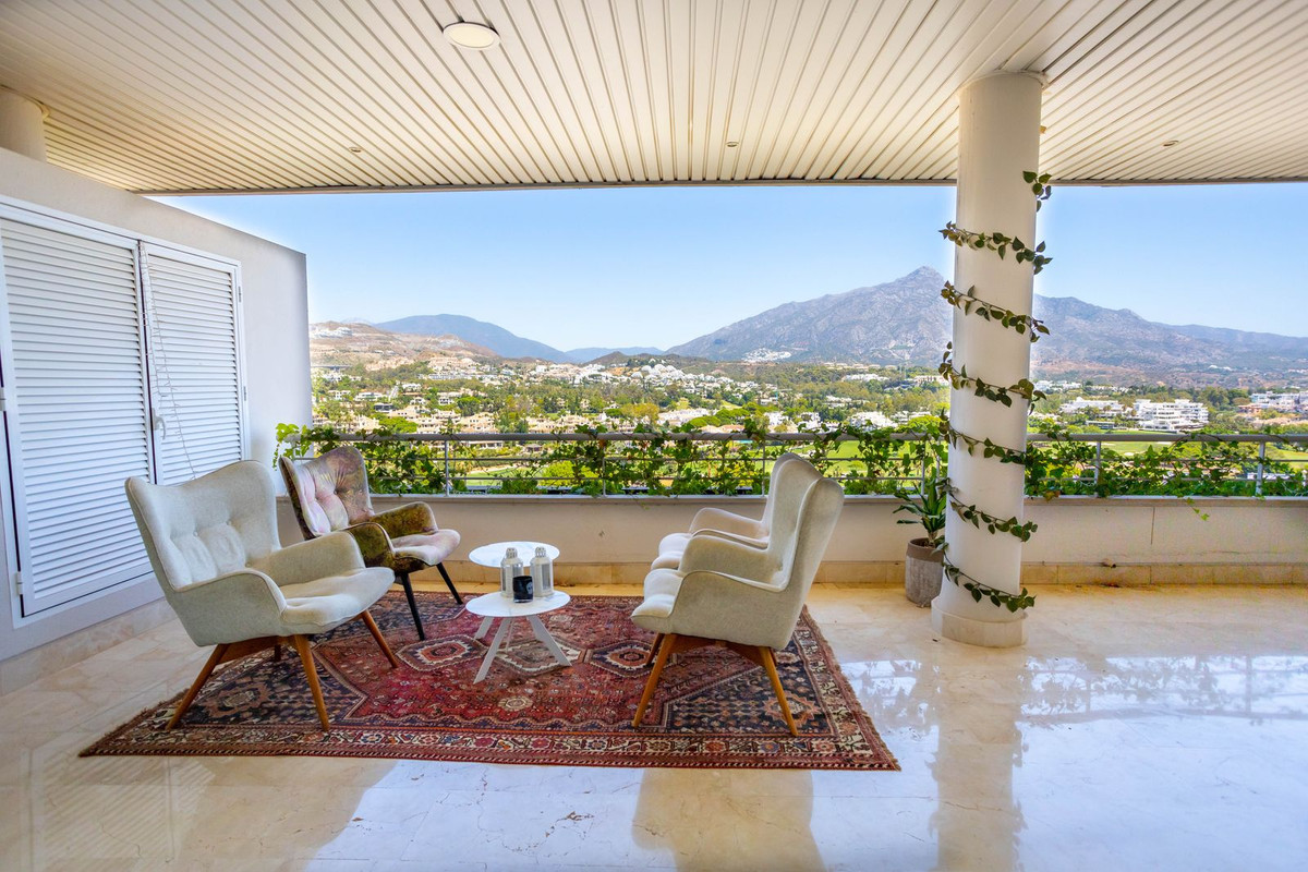 Se vende Apartamento Planta Media de 2 dormitorios en Costa Del Sol, Málaga, España