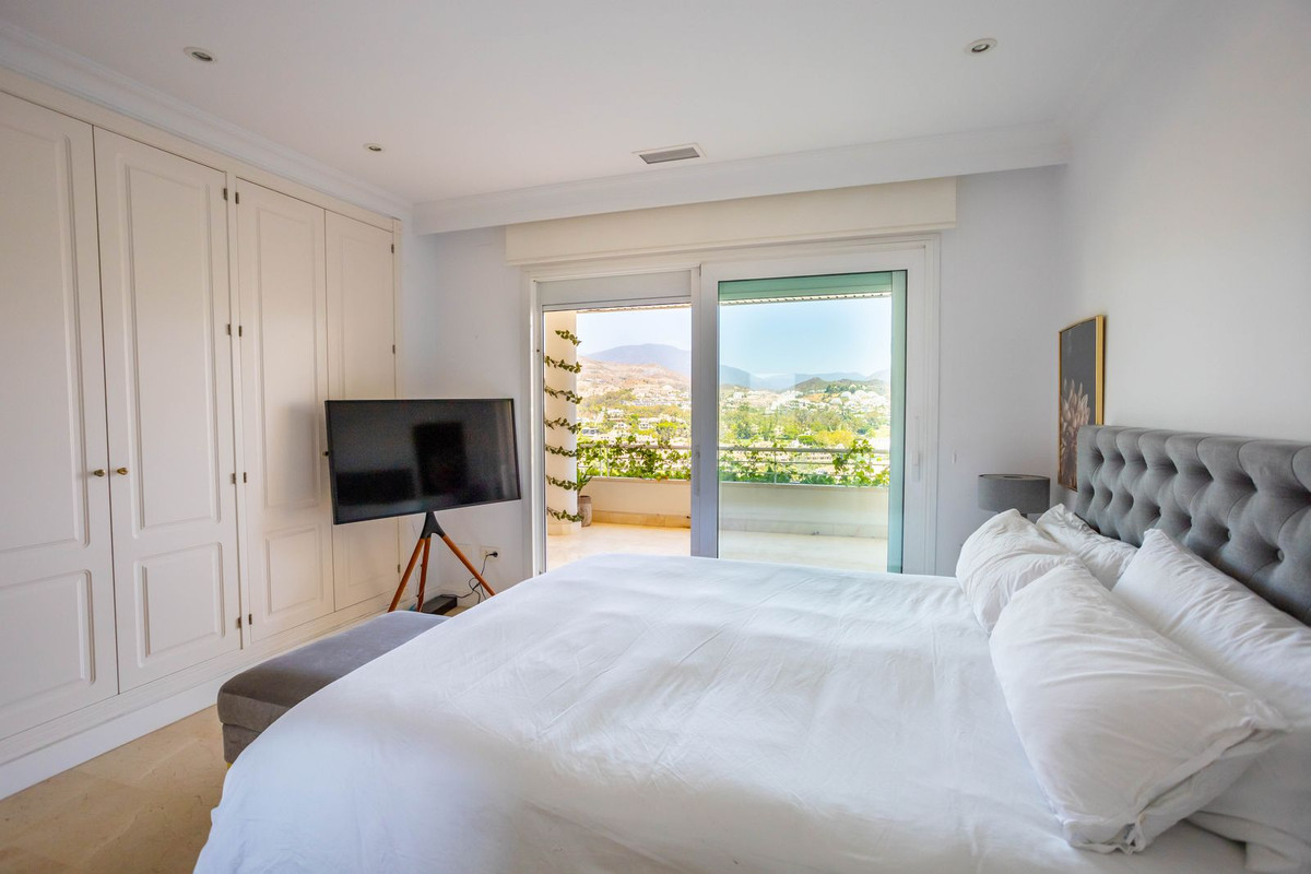 Se vende Apartamento Planta Media de 2 dormitorios en Costa Del Sol, Málaga, España