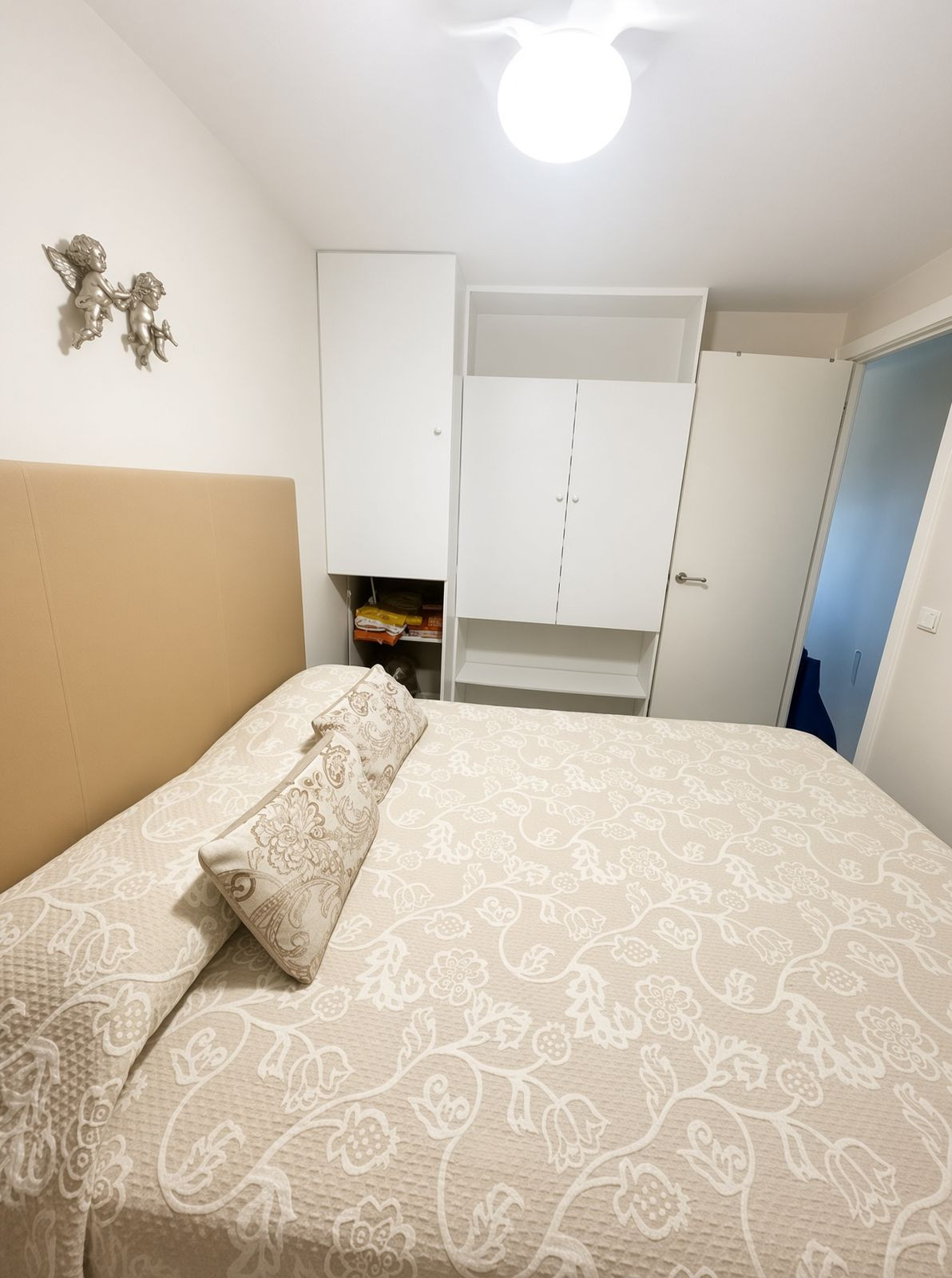 1 Bed Apartment for sale in Estepona Costa Del Sol, Málaga, Spain