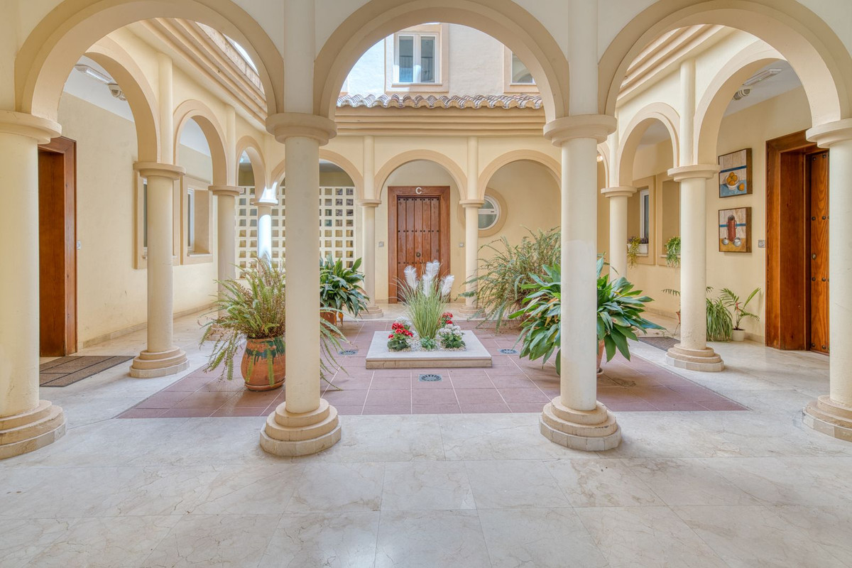 Se vende Ático Dúplex de 3 dormitorios en Costa Del Sol, Cadiz, España