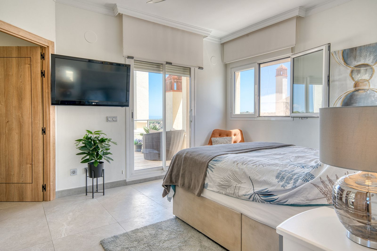 Se vende Ático Dúplex de 3 dormitorios en Costa Del Sol, Cadiz, España