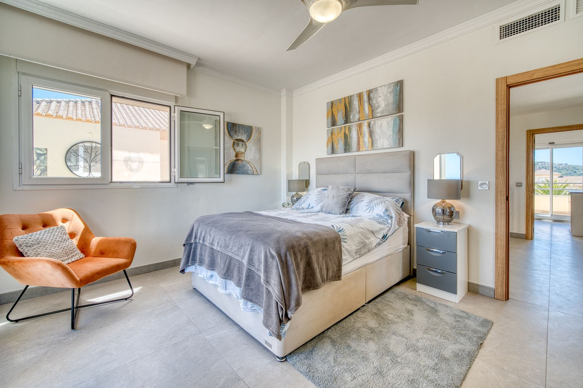 Se vende Ático Dúplex de 3 dormitorios en Costa Del Sol, Cadiz, España