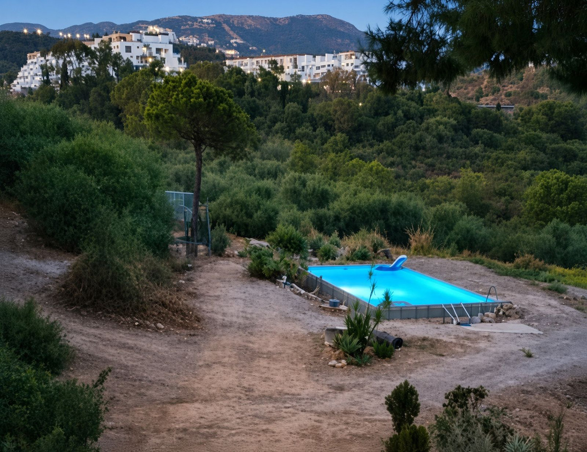 Se vende Villa - Chalet de 3 dormitorios en Costa Del Sol, Málaga, España