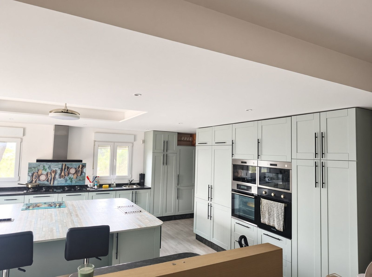 Se vende Villa - Chalet de 3 dormitorios en Costa Del Sol, Málaga, España
