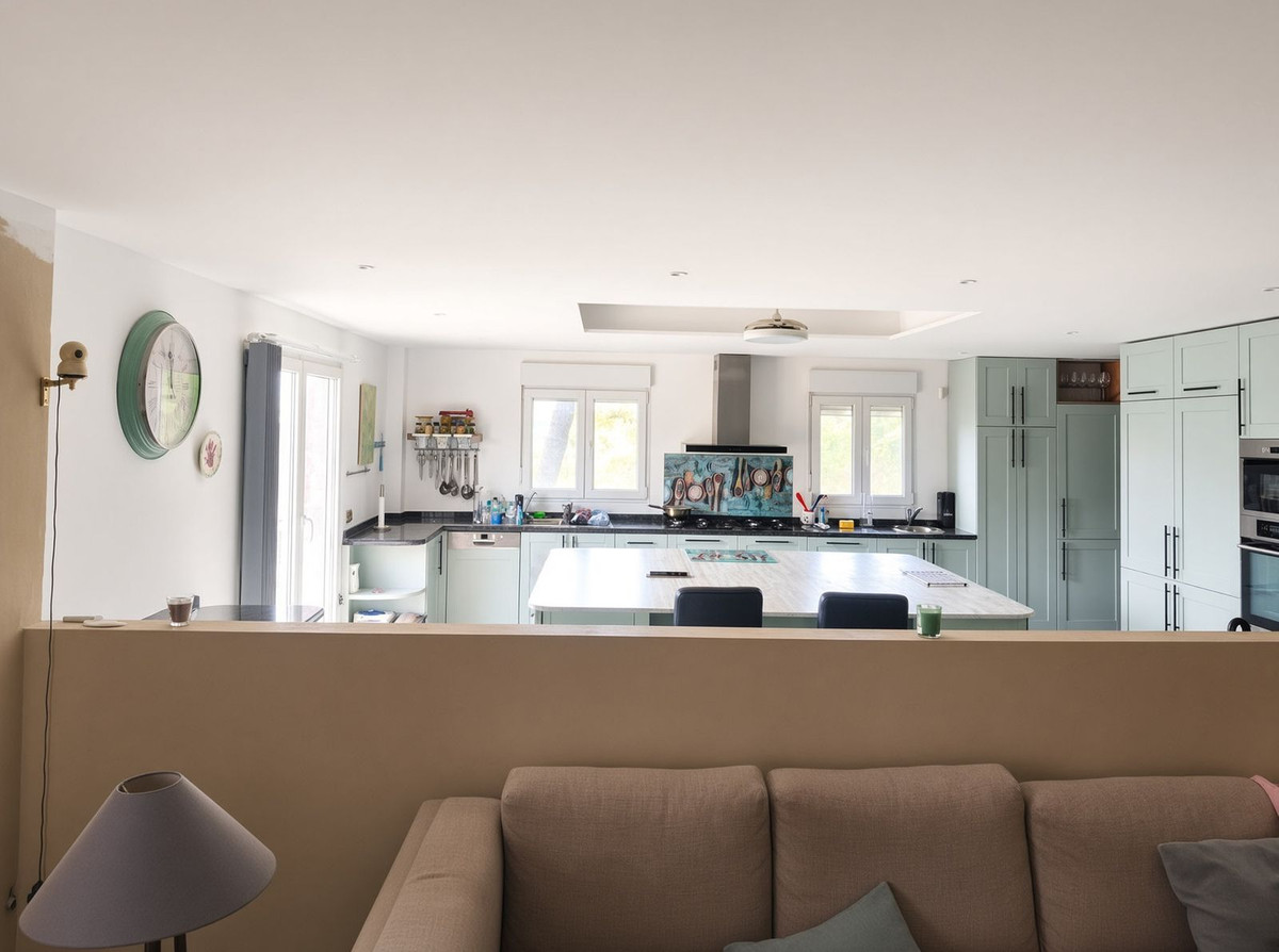 Se vende Villa - Chalet de 3 dormitorios en Costa Del Sol, Málaga, España