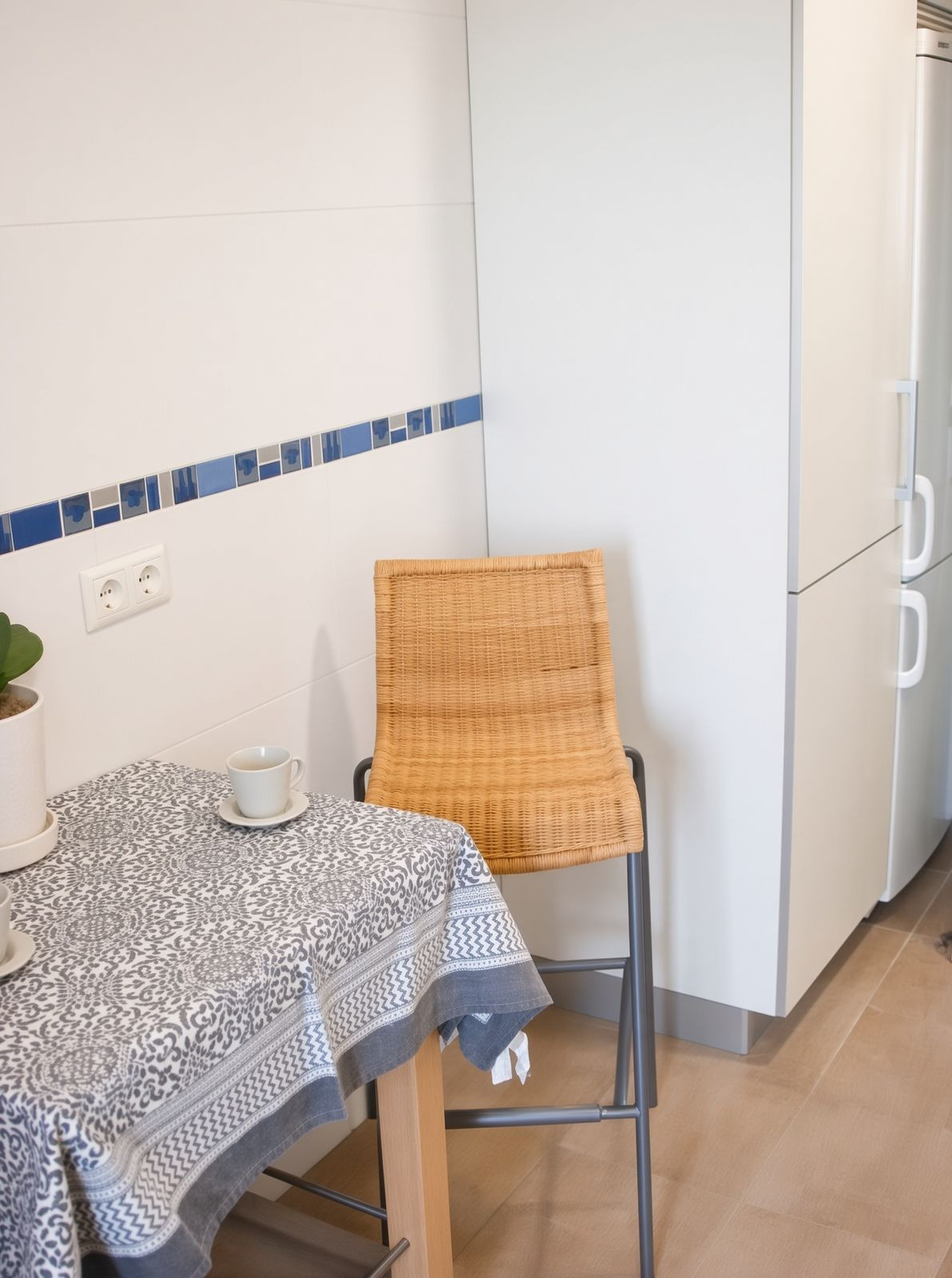 Se vende Apartamento Planta Media de 2 dormitorios en Costa Del Sol, Cadiz, España
