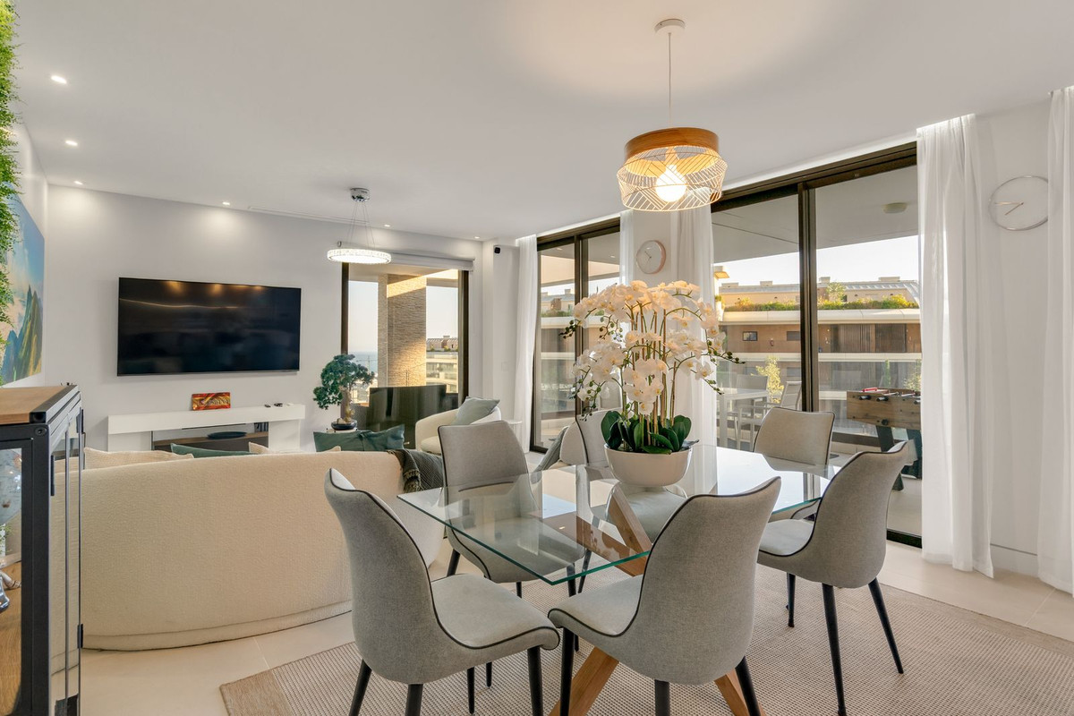 4 Bed Apartment for sale in Higueron Costa Del Sol, Málaga, Spain