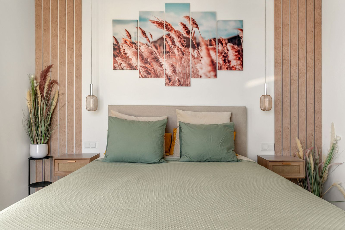4 Bed Apartment for sale in Higueron Costa Del Sol, Málaga, Spain