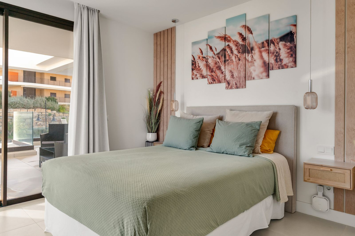 4 Bed Apartment for sale in Higueron Costa Del Sol, Málaga, Spain