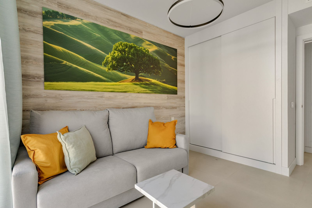 4 Bed Apartment for sale in Higueron Costa Del Sol, Málaga, Spain