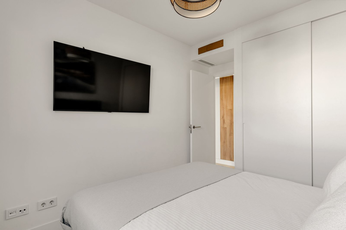 4 Bed Apartment for sale in Higueron Costa Del Sol, Málaga, Spain