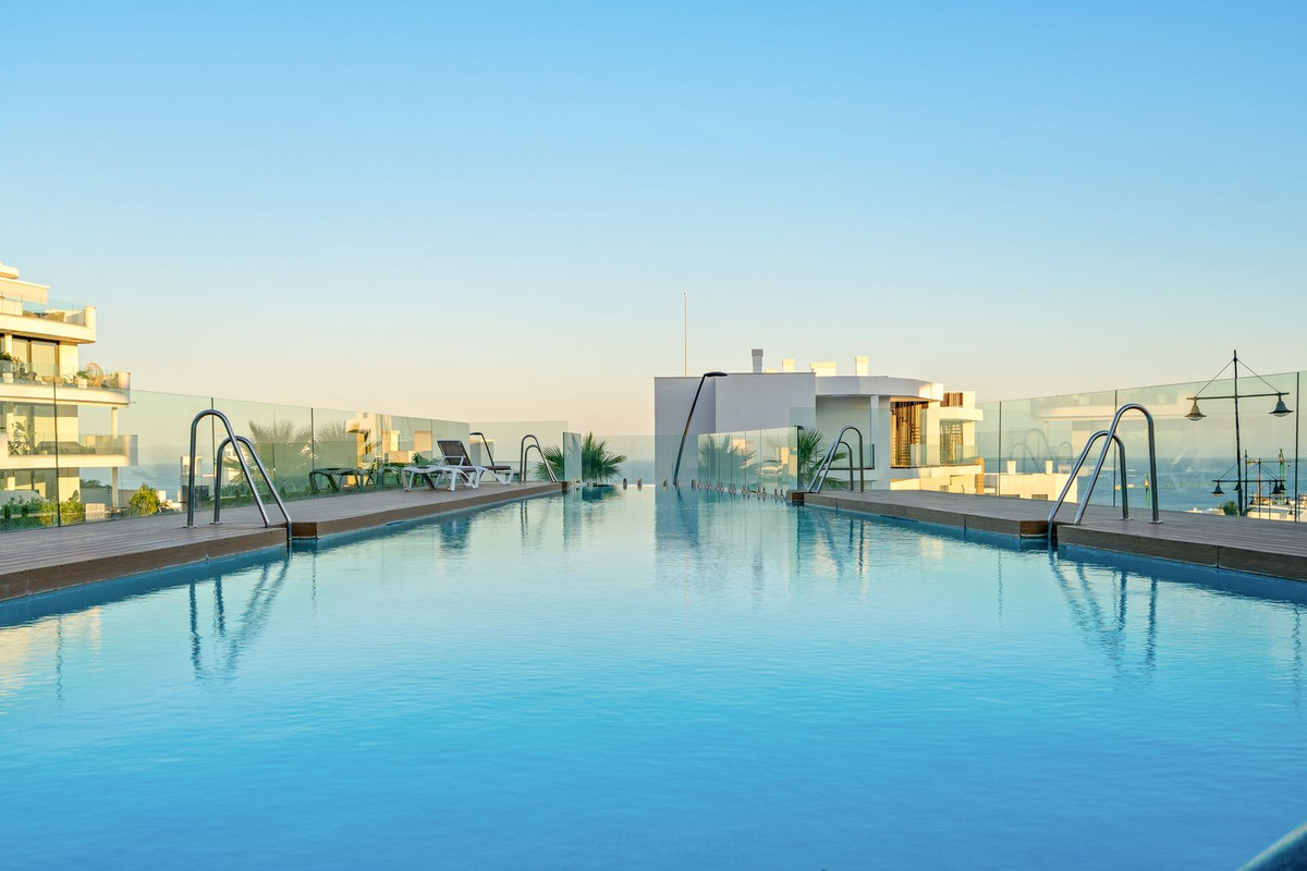 4 Bed Apartment for sale in Higueron Costa Del Sol, Málaga, Spain