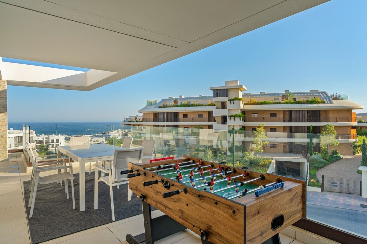 4 Bed Apartment for sale in Higueron Costa Del Sol, Málaga, Spain