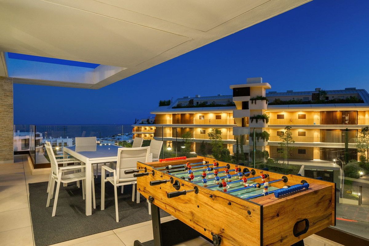 4 Bed Apartment for sale in Higueron Costa Del Sol, Málaga, Spain
