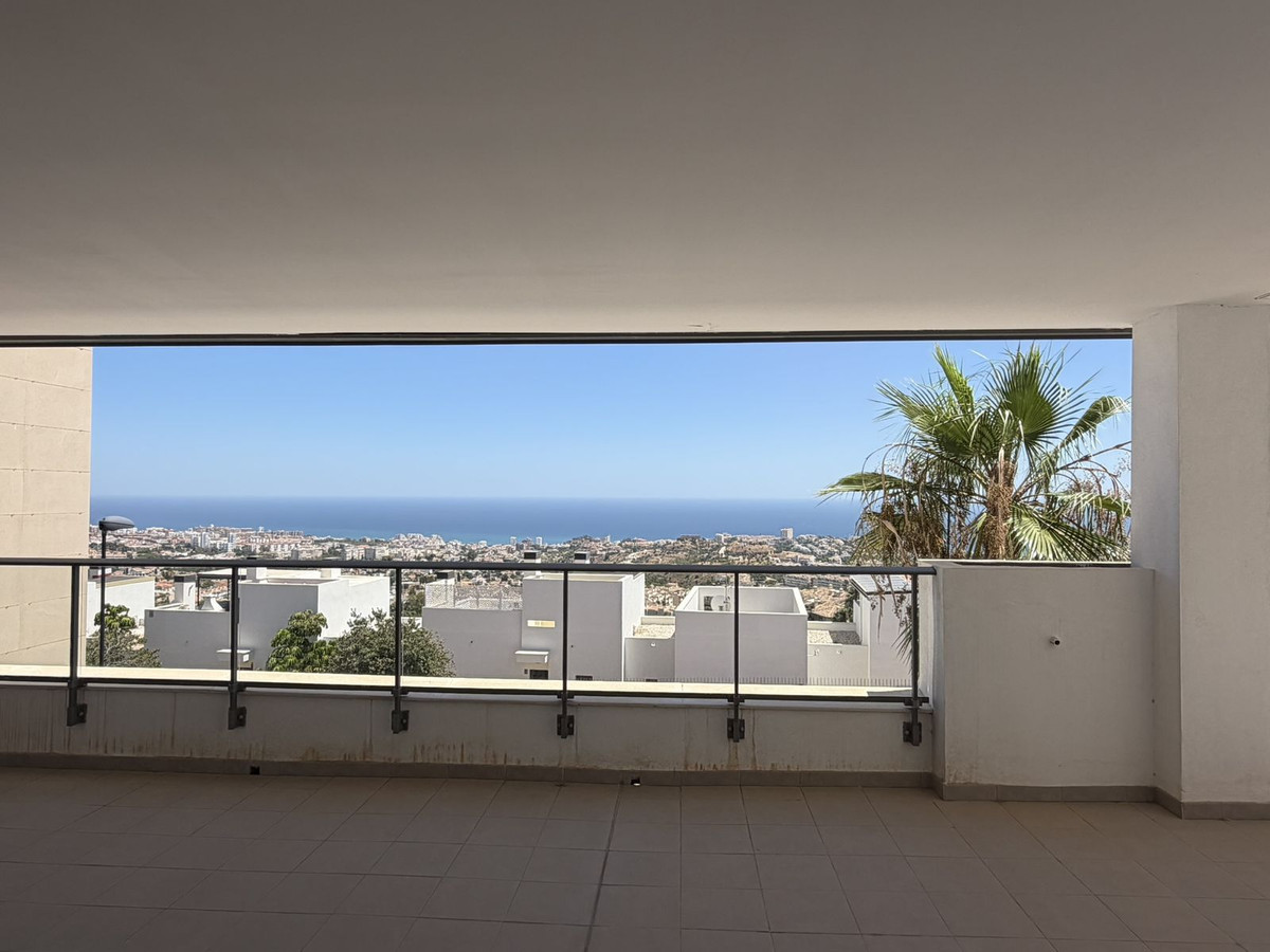 Se vende Apartamento Planta Media de 3 dormitorios en Costa Del Sol, Málaga, España