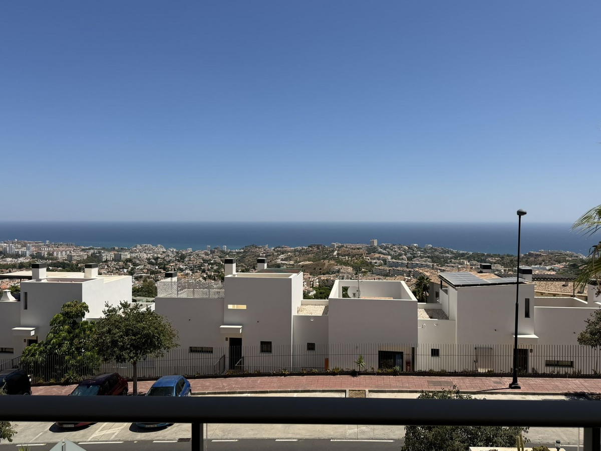 Se vende Apartamento Planta Media de 3 dormitorios en Costa Del Sol, Málaga, España