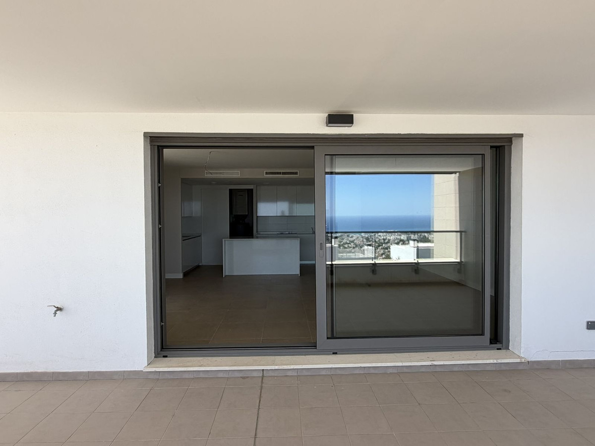 Se vende Apartamento Planta Media de 3 dormitorios en Costa Del Sol, Málaga, España