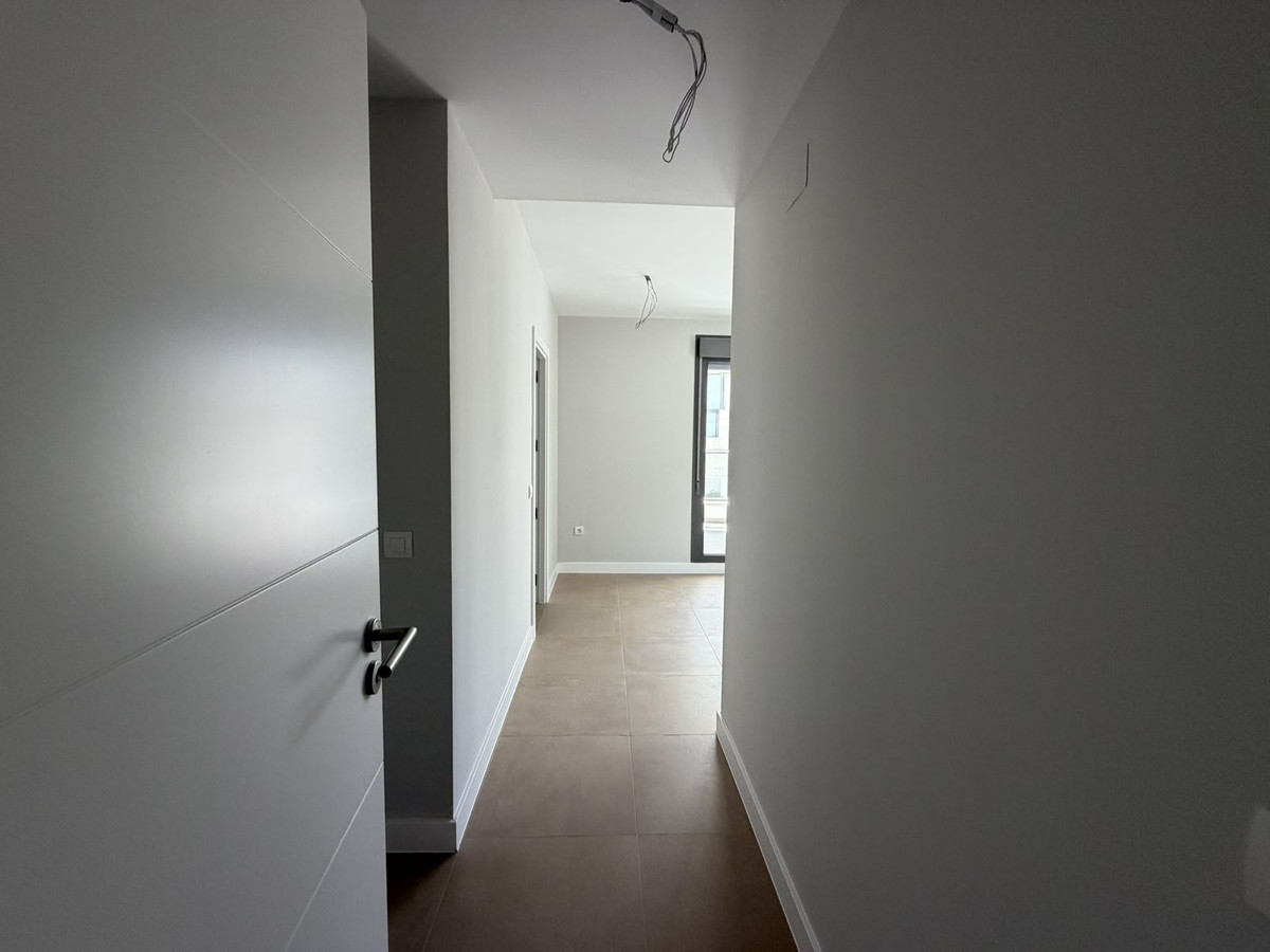 Se vende Apartamento Planta Media de 3 dormitorios en Costa Del Sol, Málaga, España