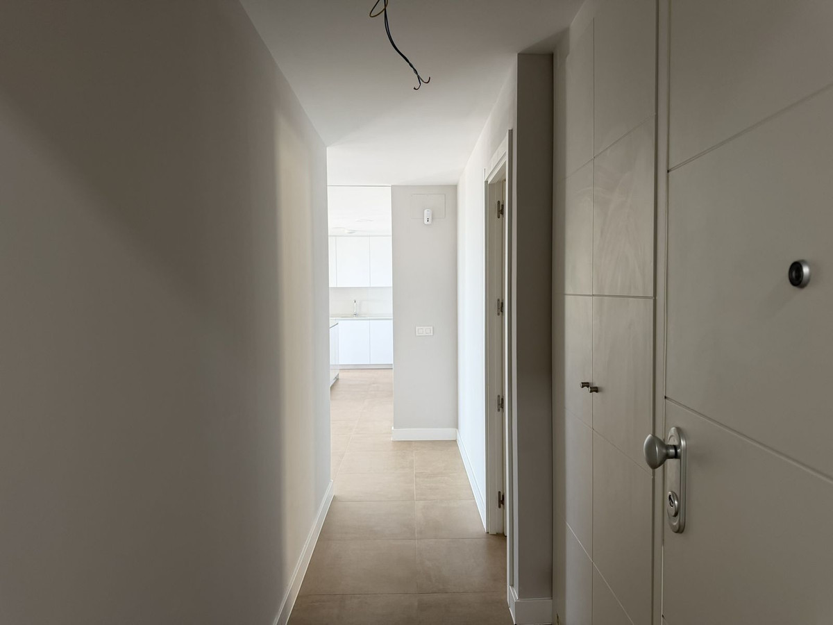 Se vende Apartamento Planta Media de 3 dormitorios en Costa Del Sol, Málaga, España