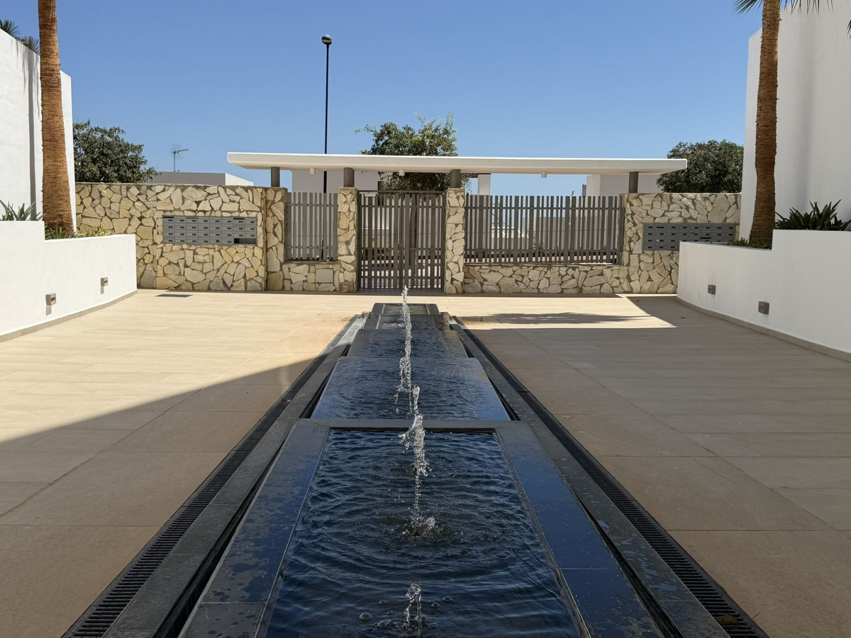 Se vende Apartamento Planta Media de 3 dormitorios en Costa Del Sol, Málaga, España
