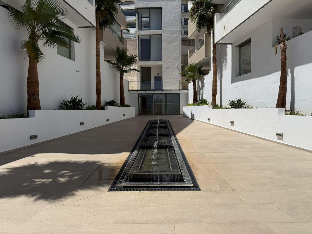 Se vende Apartamento Planta Media de 3 dormitorios en Costa Del Sol, Málaga, España