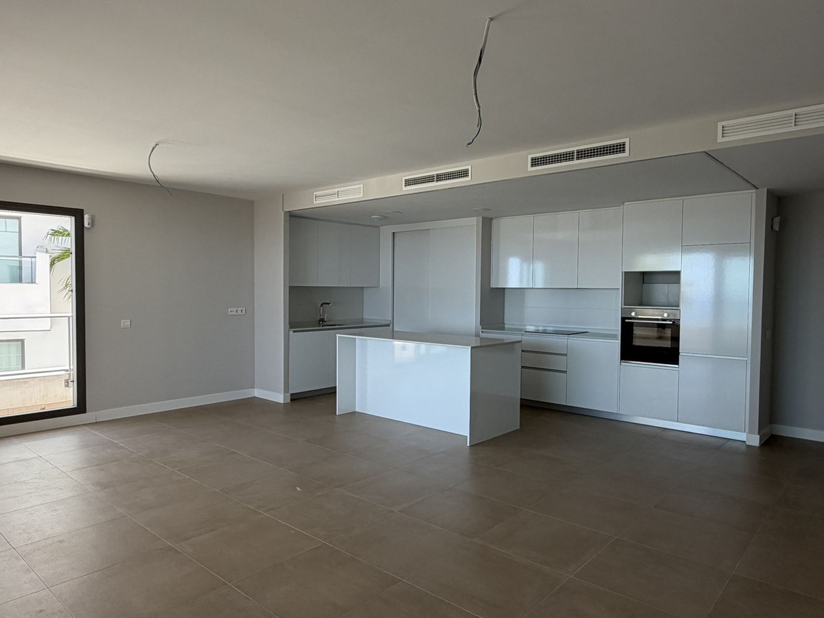 Se vende Apartamento Planta Media de 3 dormitorios en Costa Del Sol, Málaga, España