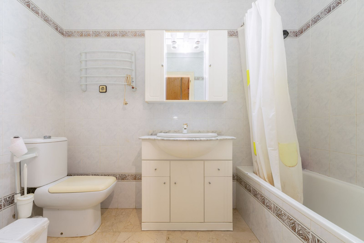 Se vende Adosada de 4 dormitorios en Costa Del Sol, Málaga, España