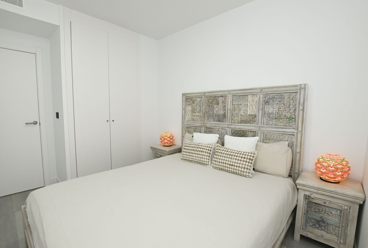 Se vende Apartamento Planta Media de 2 dormitorios en Costa Blanca, Alicante, España