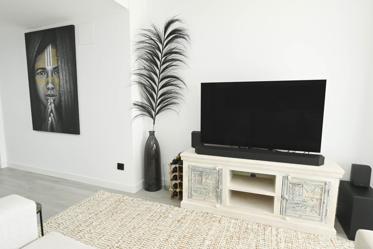 Se vende Apartamento Planta Media de 2 dormitorios en Costa Blanca, Alicante, España