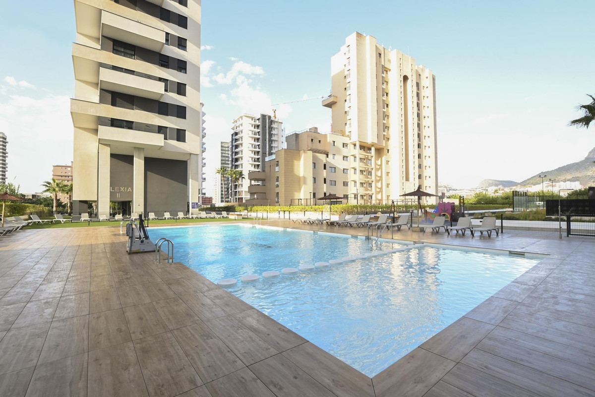 Se vende Apartamento Planta Media de 2 dormitorios en Costa Blanca, Alicante, España
