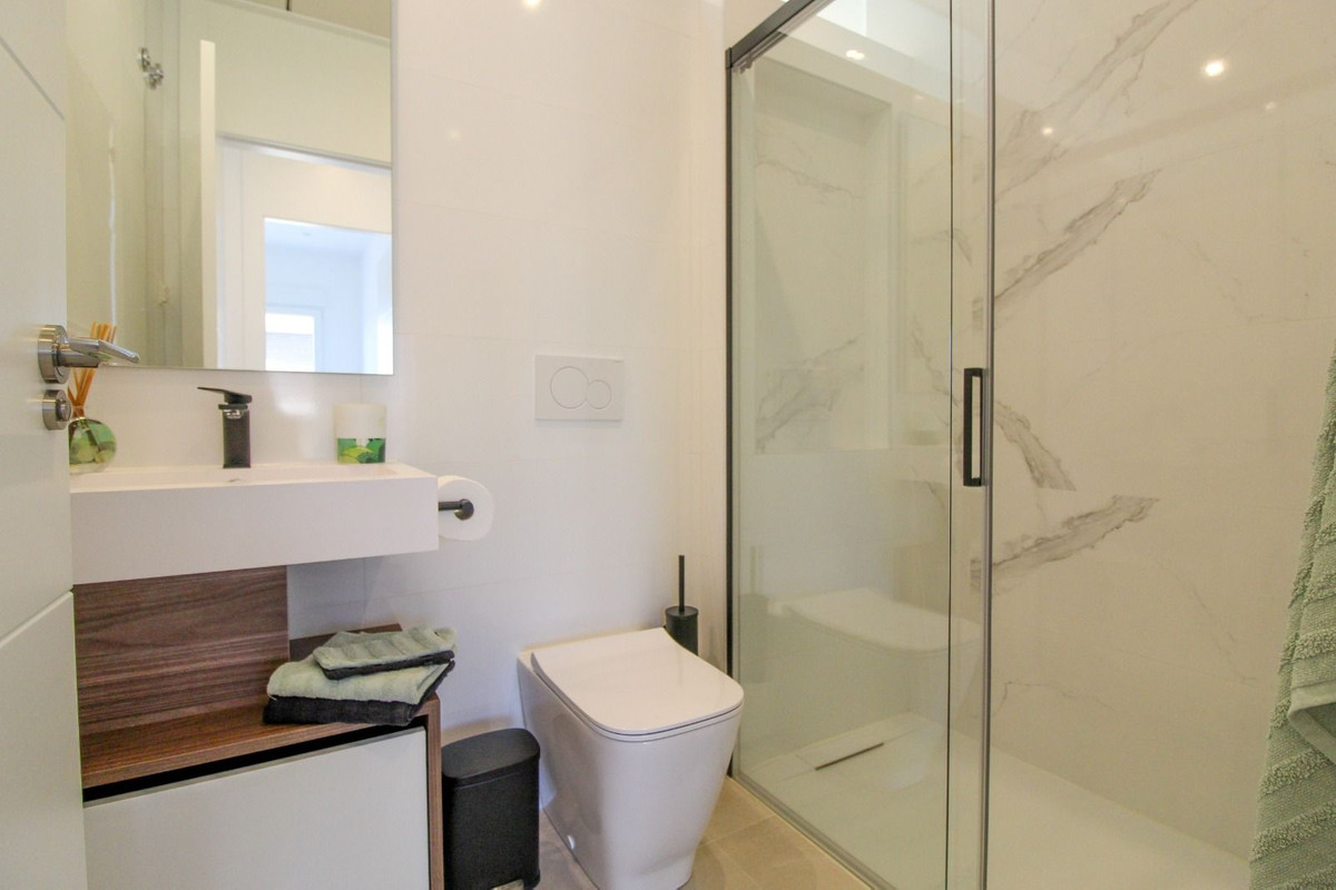 2 Bed Apartment for sale in Ciudad Quesada Costa Blanca, Alicante, Spain