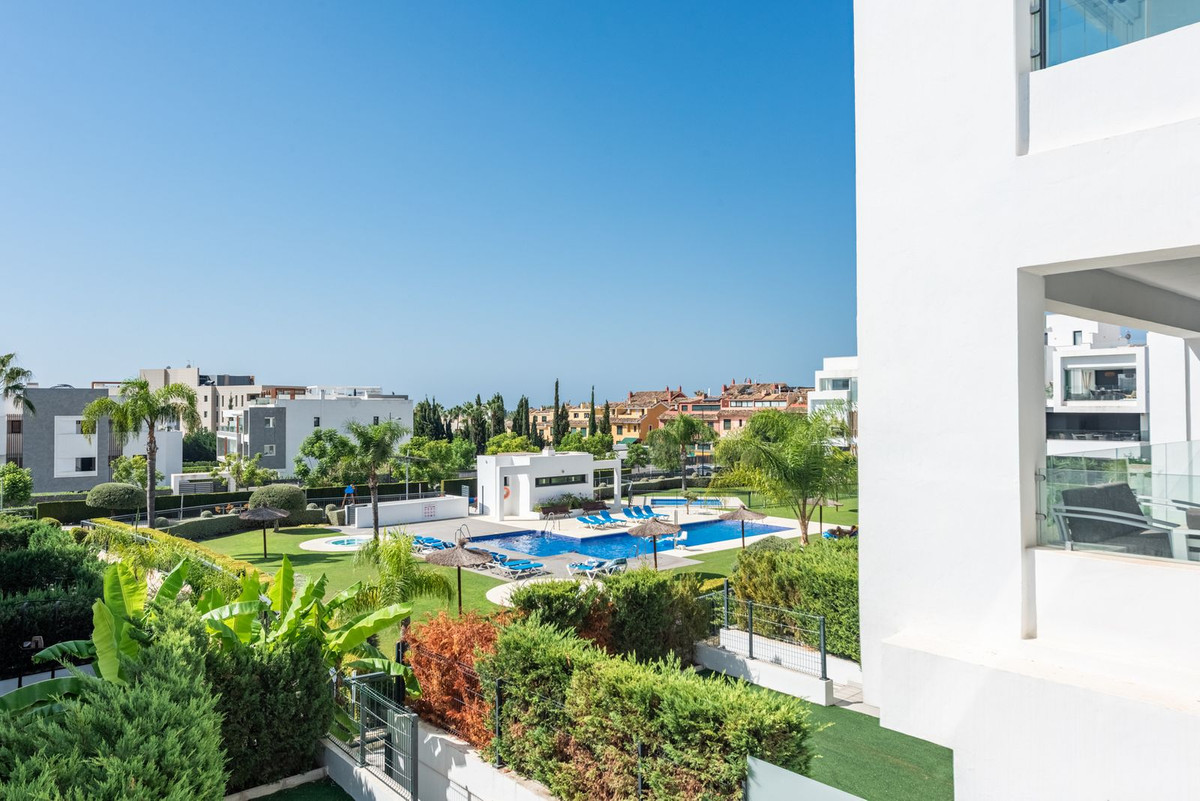 3 Bed Apartment for sale in Bel Air Costa Del Sol, Málaga, Spain