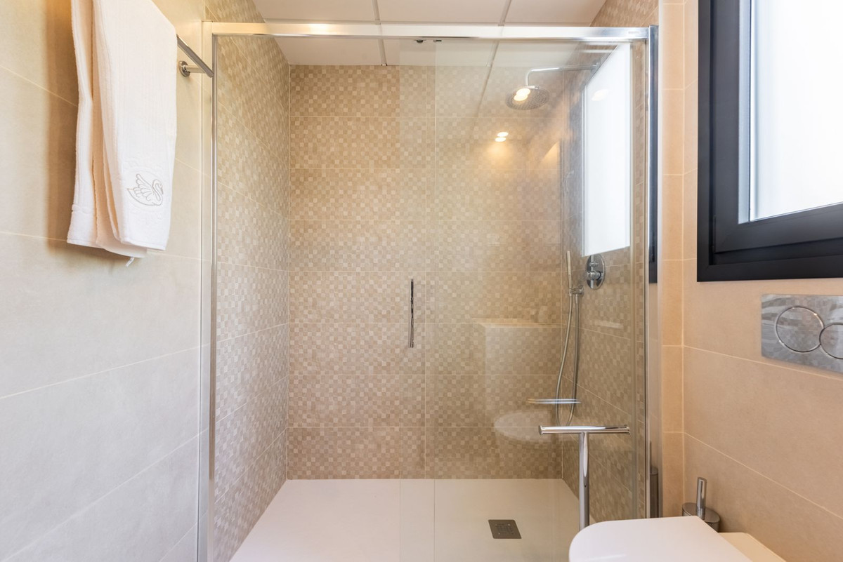 3 Bed Apartment for sale in Bel Air Costa Del Sol, Málaga, Spain