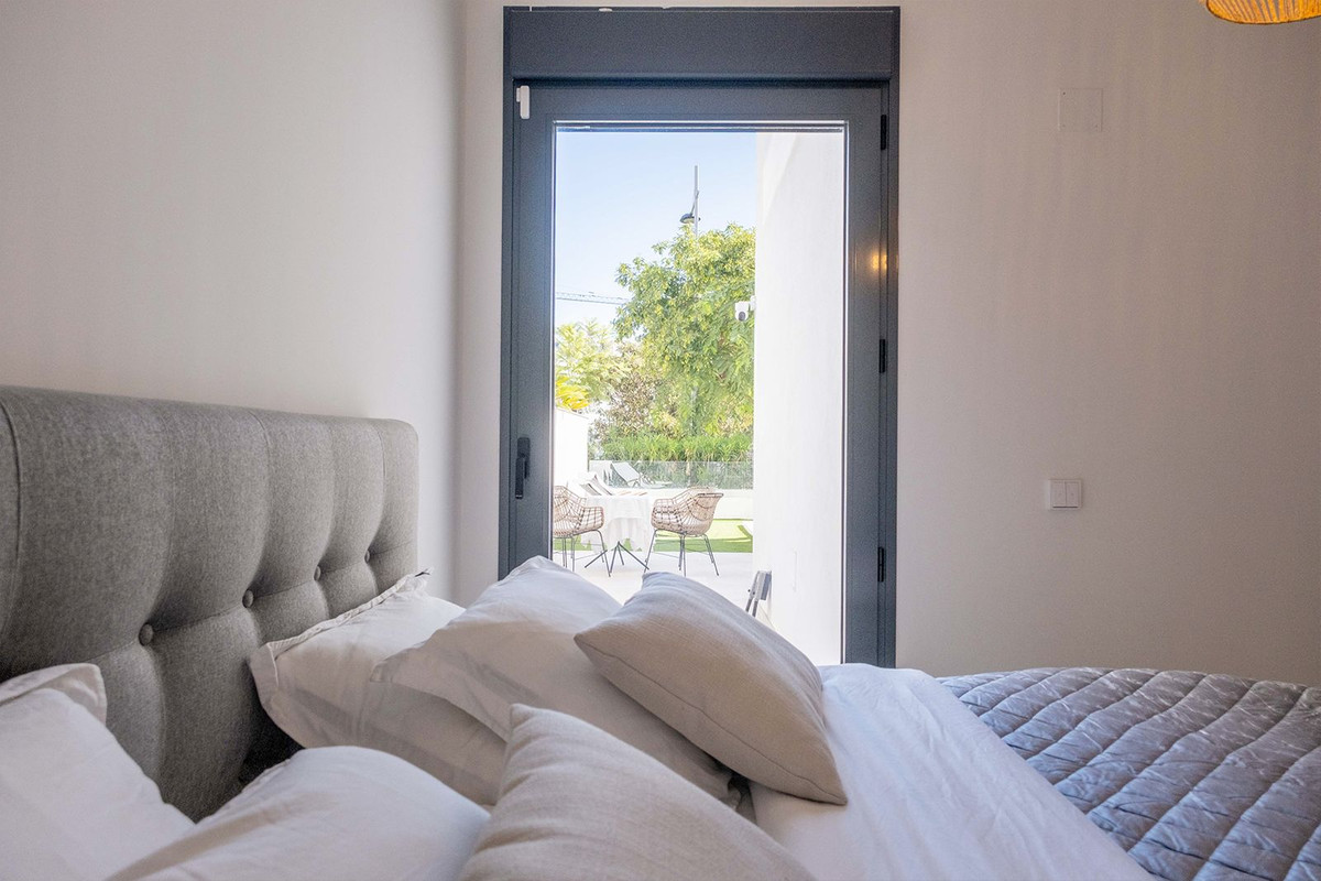 Se vende Apartamento Planta Baja de 2 dormitorios en Costa Del Sol, Málaga, España
