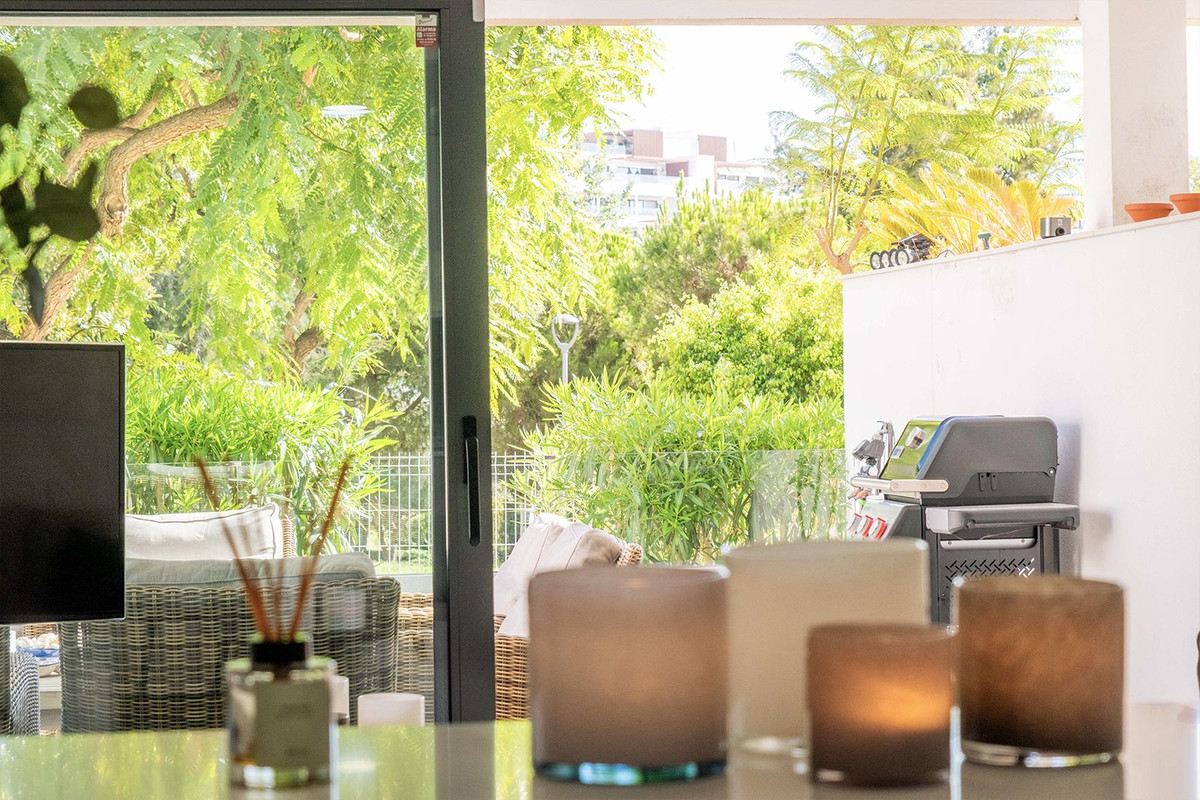 Se vende Apartamento Planta Baja de 2 dormitorios en Costa Del Sol, Málaga, España