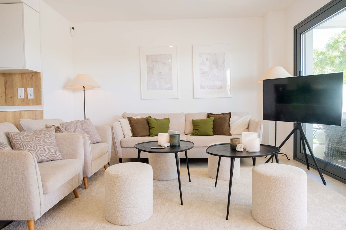 Se vende Apartamento Planta Baja de 2 dormitorios en Costa Del Sol, Málaga, España